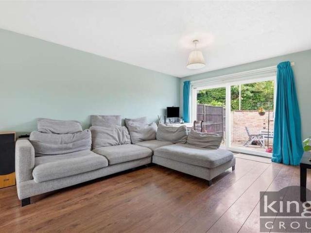 House for sale in Hertford, Colliers End