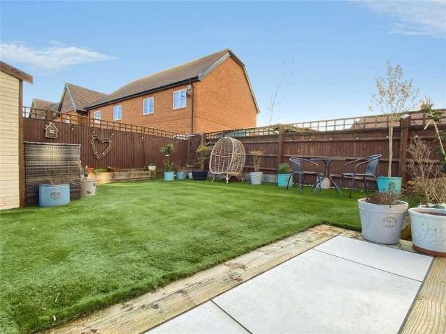 House for sale in Emmbrook, Wokingham