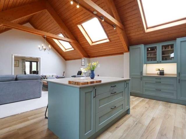 House for sale in Clevedon, North Somerset
