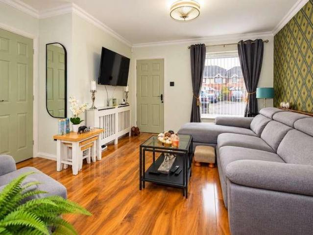 House for sale in Wootton Fields, Wootton