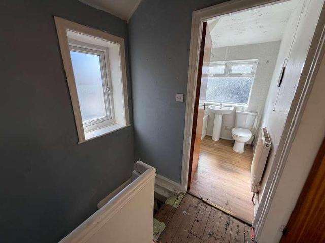 House for sale in Willowfield, Sowerby Bridge