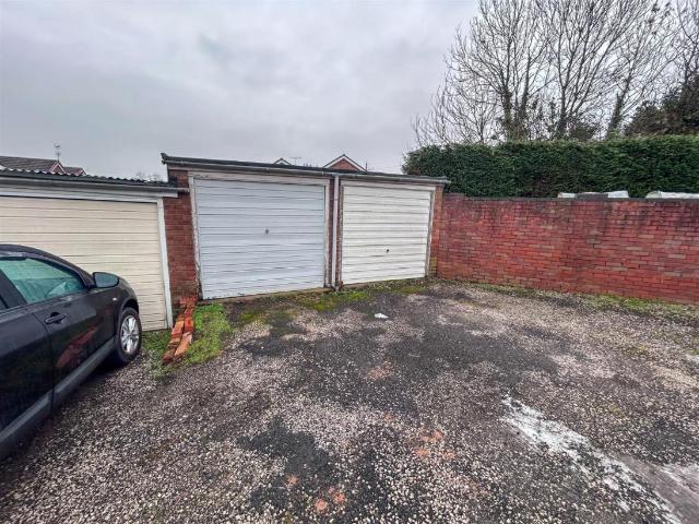 House for sale in Ravenstitch, Brierley Hill