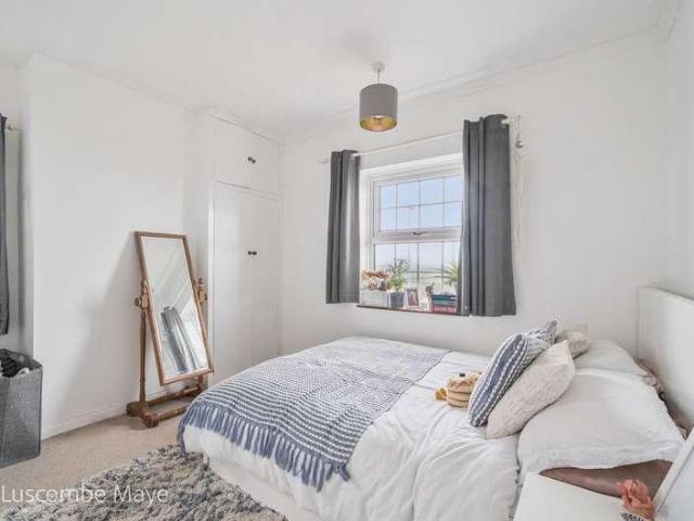 House for sale in Strode, Devon