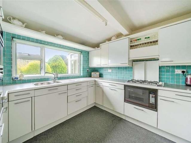 House for sale in The Slade, Oxfordshire