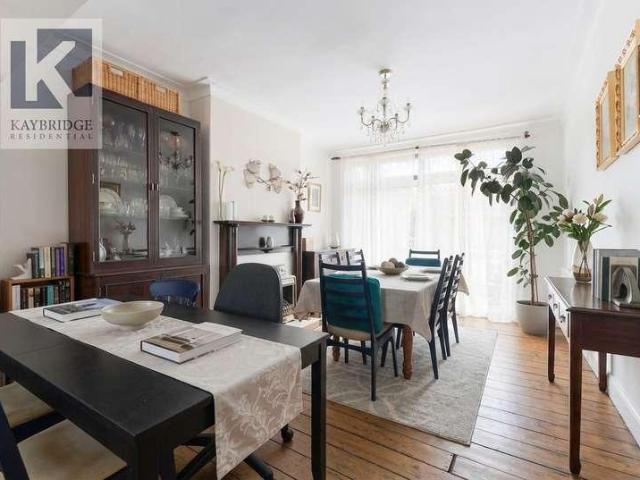 House for sale in Tolworth, Greater London