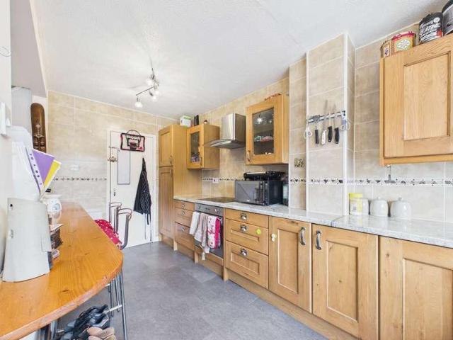 House for sale in Garston Park, West Berkshire