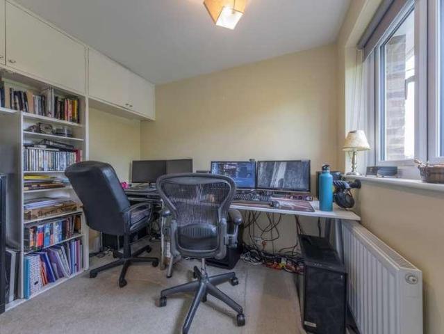 House for sale in Oscroft, Cheshire