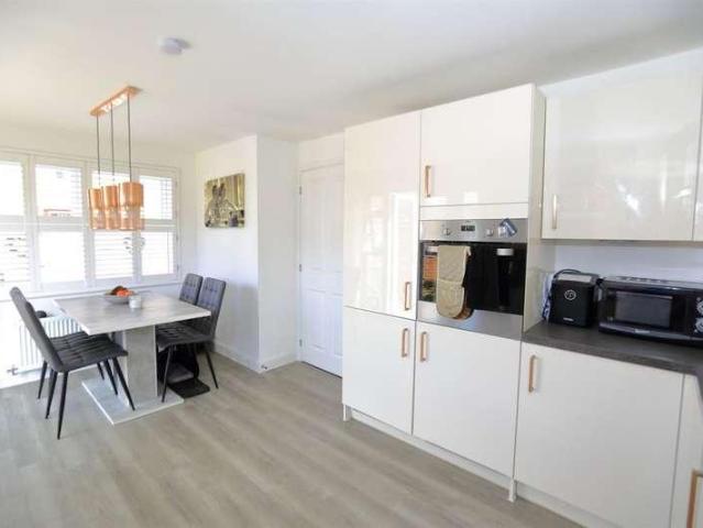 House for sale in Oad Street, Kent
