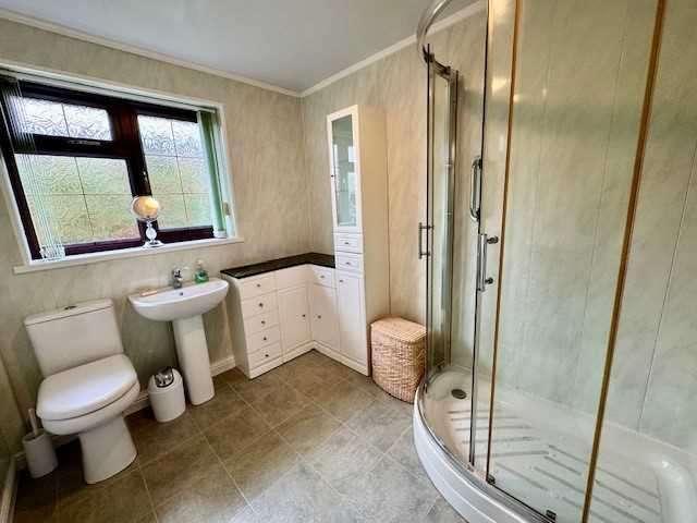 House for sale in New Waltham