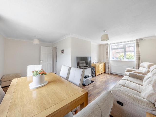 House for sale in Ulleskelf, North Yorkshire