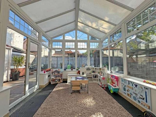 House for sale in Seacroft, Belleau