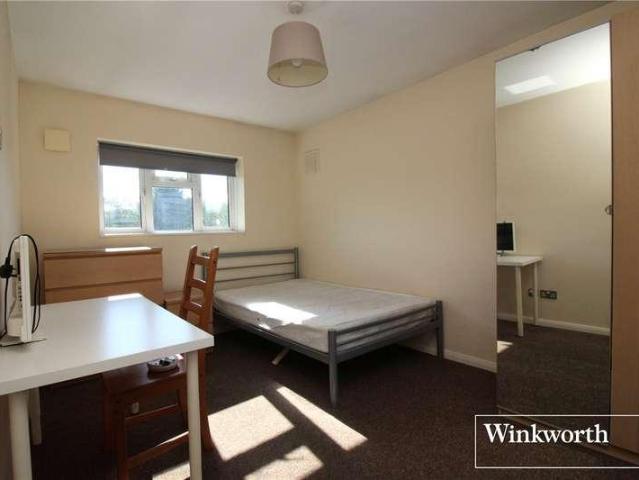 House for sale in Elstree and Borehamwood, Borehamwood