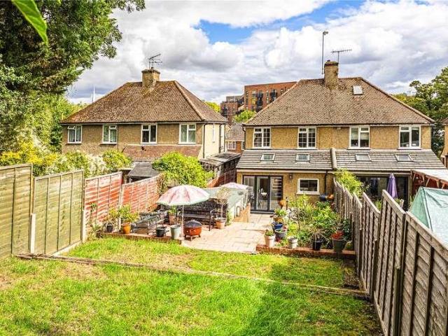 House for sale in Hammerfield, Pouchen End