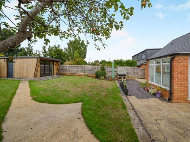 House for sale in Evershot, Oxfordshire
