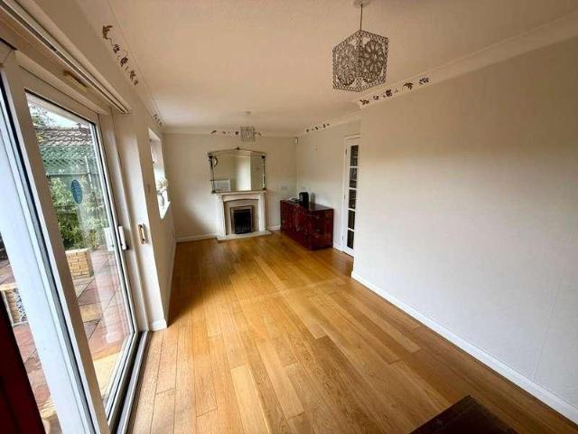 House for sale in Bishop's Cleeve, Tewkesbury