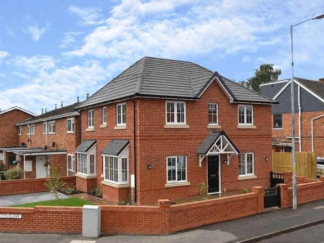 House for sale in Northwick, Claines