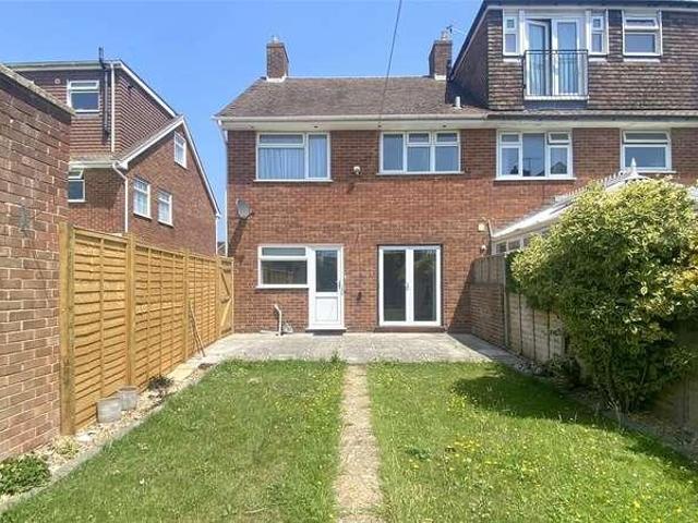 House for sale in Fishersgate, West Sussex