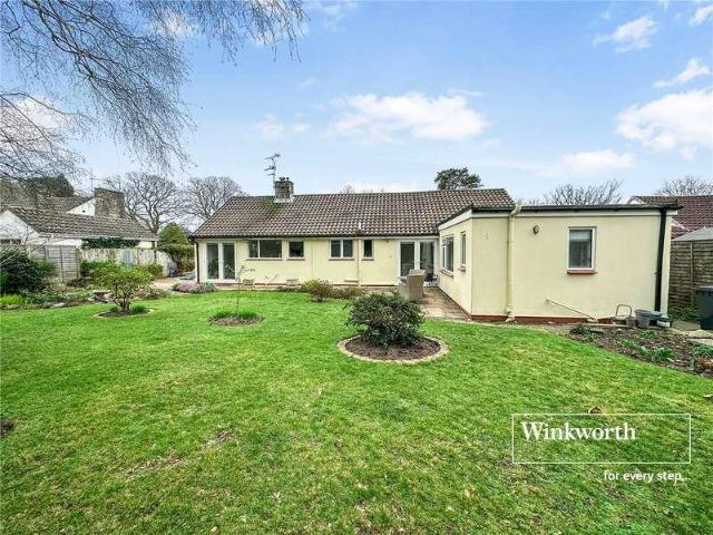 House for sale in Tricketts Cross, Ferndown