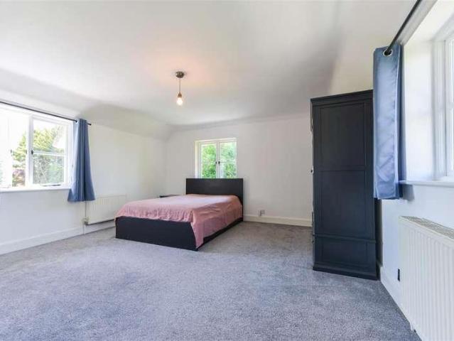 House for sale in Worth, Ash