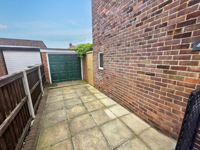 House for sale in Hylton Lane Estate, Tyne And Wear