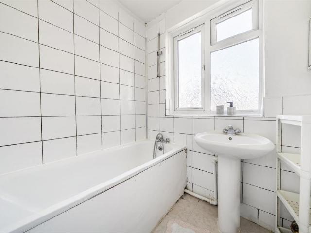 House for sale in Preston, North Wembley