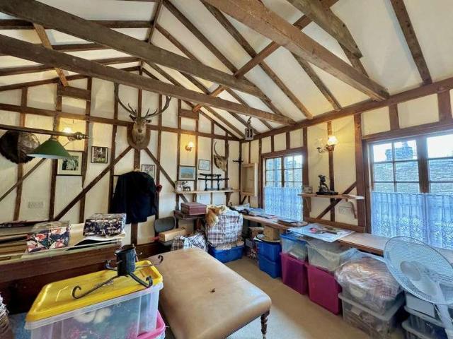 House for sale in Sutton, Barling