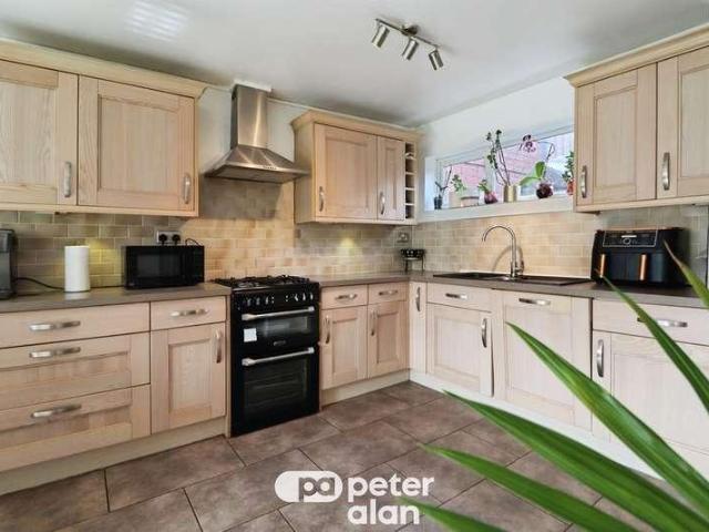 House for sale in Llanedeyrn, Cardiff