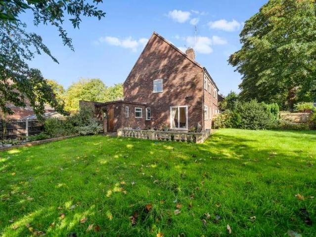 House for sale in Newton-le-Willows, St Helens