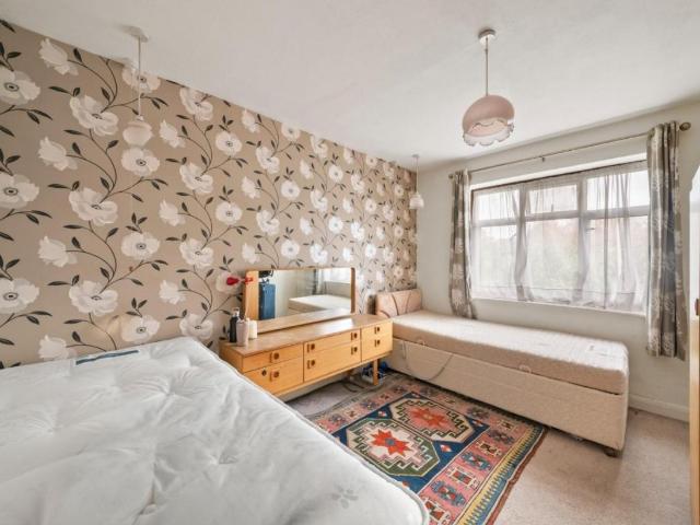 House for sale in Hayes, Greater London