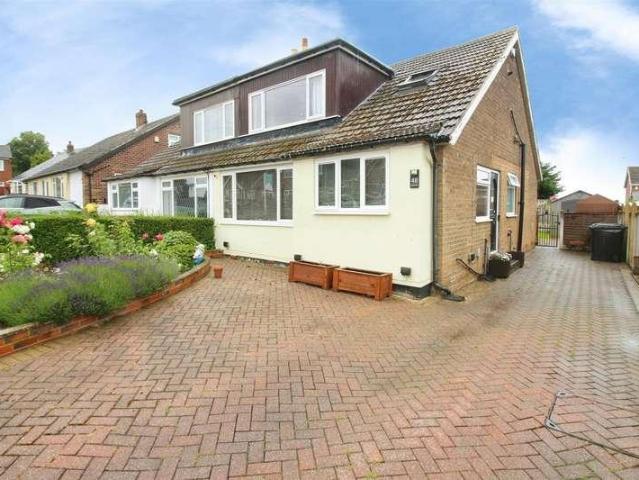 House for sale in Garforth, West Yorkshire
