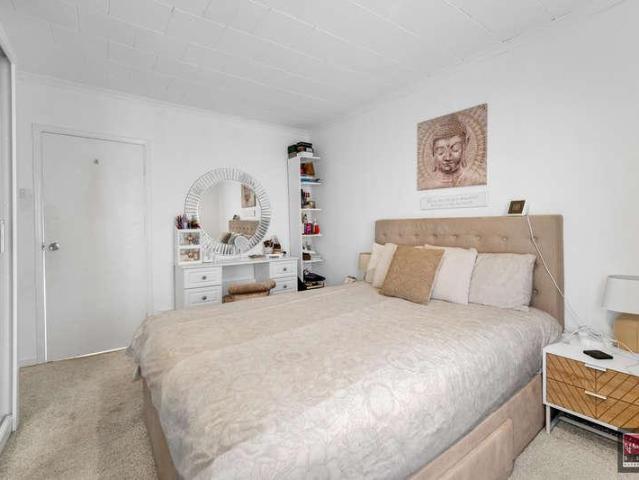 House for sale in Lower Halliford, Surrey