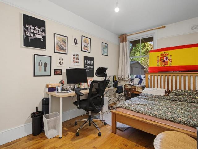 House for sale in Woodberry Down, Stamford Hill