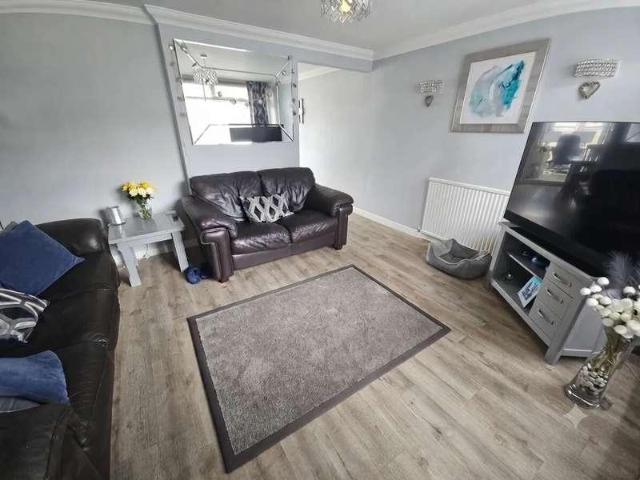 House for sale in Alton Barnes, Essex