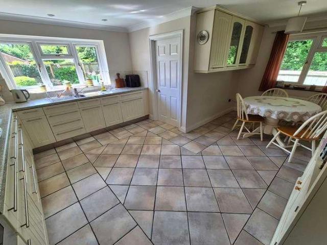 House for sale in Broadshard, Somerset