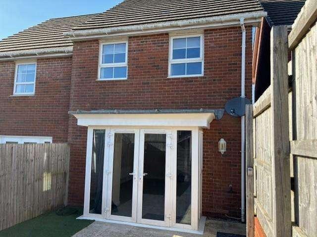 House for sale in Pan Meadows, Shide