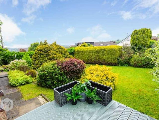 House for sale in Bradshaw, Lee Bank