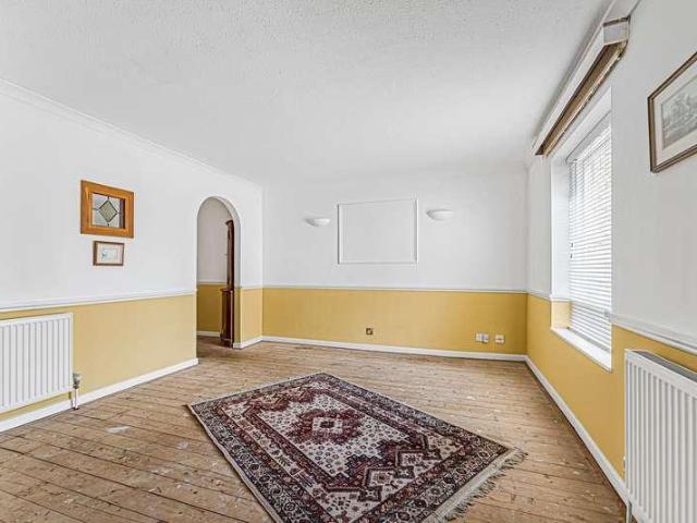 House for sale in Black Bourton, Oxfordshire