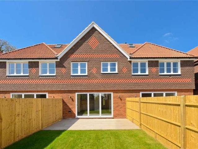 House for sale in Westfield, Woking