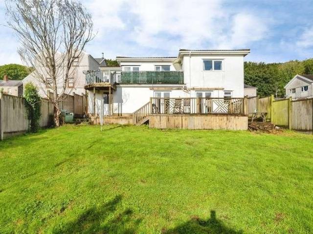 House for sale in Pontardawe, Trebanos