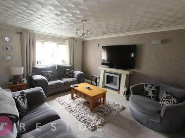 House for sale in Burnedge, Greater Manchester