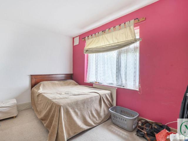 House for sale in London Borough of Croydon, Greater London