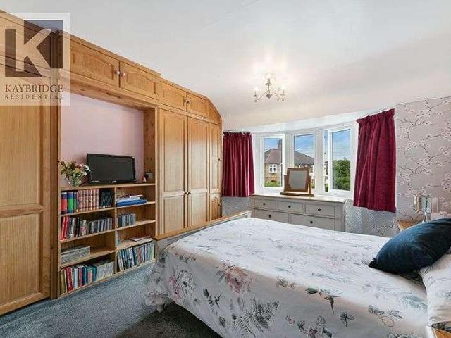 House for sale in West Ewell, Ewell