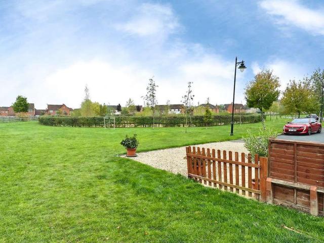House for sale in Elsea Park, South Kesteven