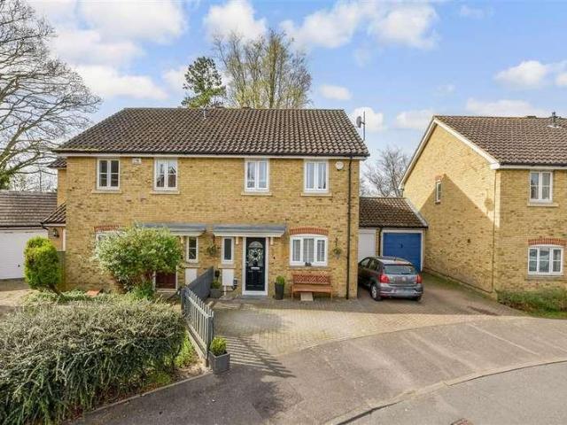 House for sale in The Bridge, Kent