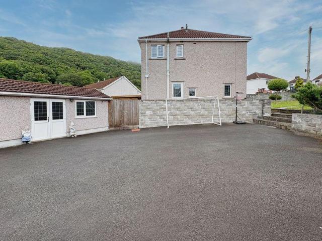 House for sale in Baglan