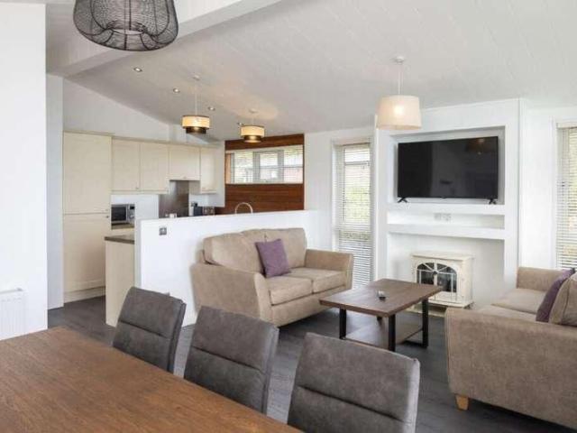 House for sale in Wootton Bridge, Isle Of Wight