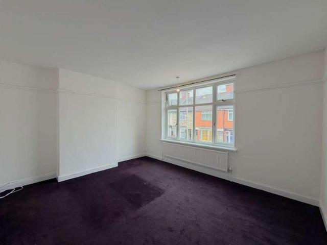 House for sale in Old Wharf, City Of Leicester