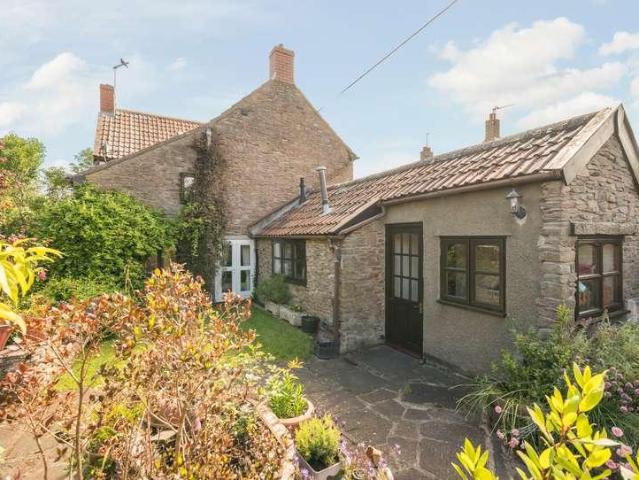 House for sale in Winterbourne