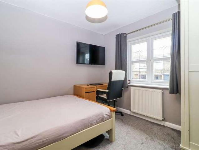House for sale in Normanton and Altofts, Altofts