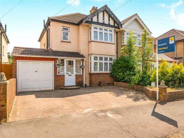 House for sale in Tolworth, Greater London